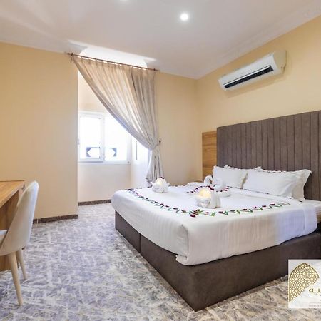 Lavent Park Hotel Suites Jeddah Exterior photo